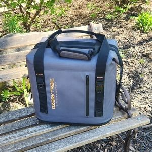 Ozark Trail High Performance 24 Can Soft Cooler, Gray